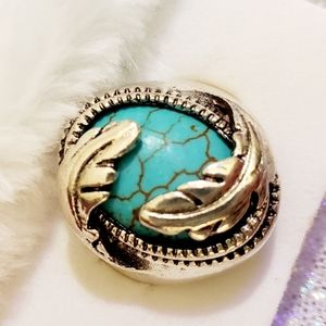 Silver turquoise stone leaf ring size 7 8 or 9